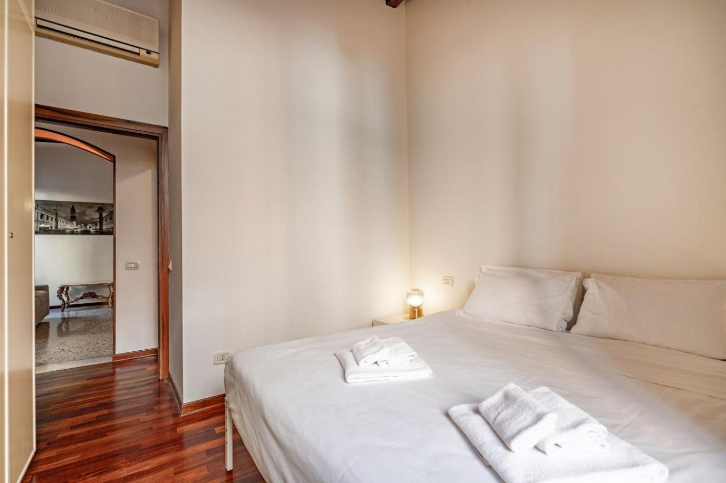 San Marco Canal View By Bricola Apartments Venice Exterior photo